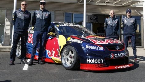 holden-commodore-v8-supercar-drift-car (2).jpg