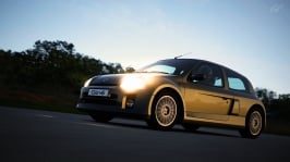 Clio V6 24V '00 - 001 - Edit - 001.jpg