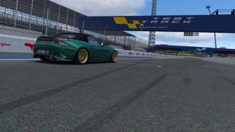 Screenshot_ms_mazda_mx5_nd_ams_renault_test_track_26-2-122-11-42-25.jpg