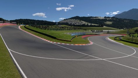 Autodrome LM East End.jpg