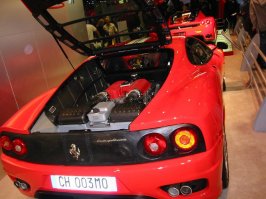 ferrari_360_stradale_engine.jpg