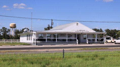 Library_and_Water_Tower_Garfield_Texas.jpg