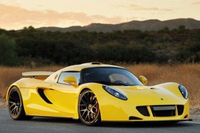 2011-hennessey-venom-gt-carbuzz-594783.jpg