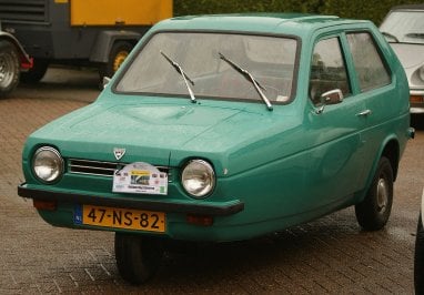 1977_Reliant_Robin_850_(14136529926)_(cropped).jpg