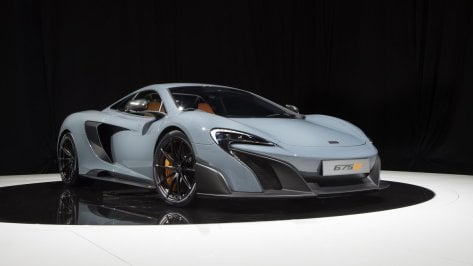 2016-McLaren-675LT-007-1080.jpg