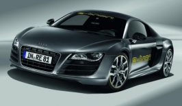 2012_audi_r8_etron.jpg