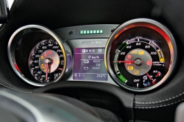 mercedes-benz-details-sls-amg-electric-drive-along-with-astronomical-price-tag_5.jpg