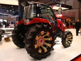 Yanmar-Y-Concept-YT01-Advanced-Tractor-4.jpg