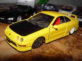 yellowtype r.jpg