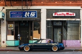 Eunos Japan.jpg