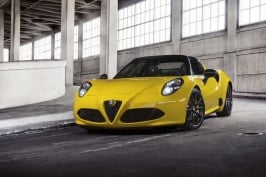 Alfa Romeo 4C Spider - 2015 - 01.jpg