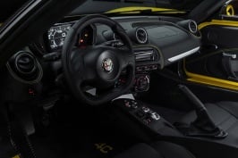 Alfa Romeo 4C Spider - 2015 - 03.jpg