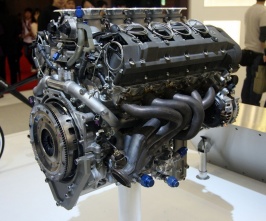 1024px-Toyota-Yamaha_Lexus_LF-A_Production_Prototype_engine_2009_Tokyo_Motor_Show.jpg