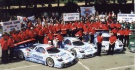 Nissan R390 GT1 ´98-1.jpg