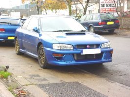 subaru impreza 22b-6.jpg