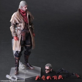 MGSV-Ocelot-Play-Arts-4.jpg