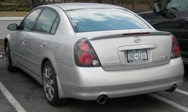 Nissan Altima SE-R 2005.JPG