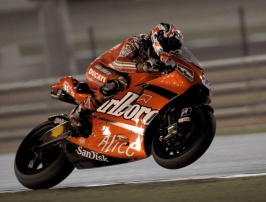 casey-stoner-fastest-qatar-night-test-280208-m.jpg