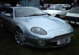 DB7 Vantage - 3.JPG