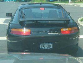 Porsche 928 S4 black.JPG