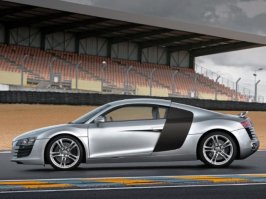 audi r8 c.jpg