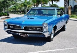 1967 Pontiac GTO.jpg