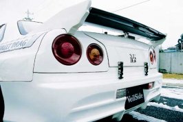 nissan skyline r34 v-spec(tail).jpg