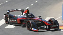 formula-e-buenos-aires-eprix-2015-nick-heidfeld-venturi-formula-e-team.jpg