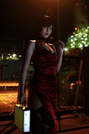 ada_wong_resident_evil_4_by_0kasane0-d644lm3.jpg