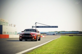 Silverstone The Stowe Circuit_3_jaydoc_HST-Year End Challenge_1-2-14.jpg