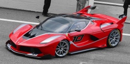 Ferrari_FXX-K_'15.jpg