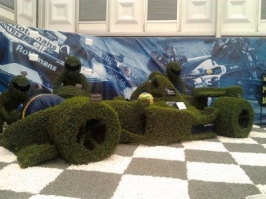 2012-05-25..1_Hedge.jpg