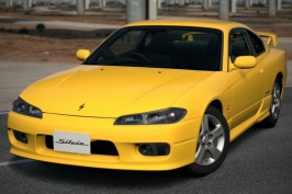 Nissan_SILVIA_spec-R_AERO_(S15)_'02.jpg