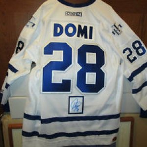 Tie Domi's jersey