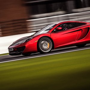 Mclaren_mp412c_4.jpg