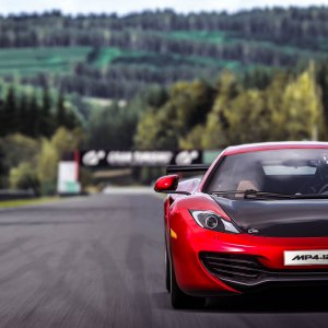 Mclaren_mp412c_7.jpg