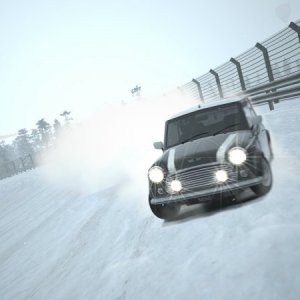 Mini in snow.jpg