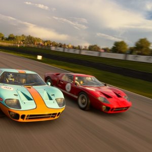 Ford GT40 - Gulf v Red.jpg