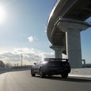 Nissan Skyline R33 GT-R - Tokyo Highway.jpg