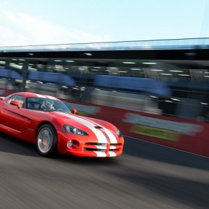 Dodge Viper SRT-10 - Bathurst 1.jpg