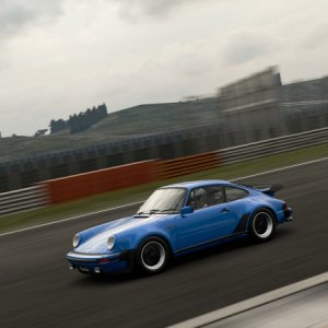 Porsche 930 Turbo - Dragon Trail 1.jpg