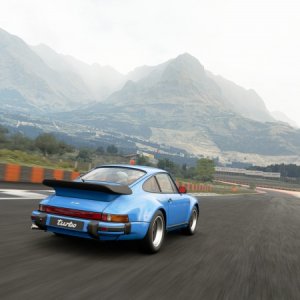 Porsche 930 Turbo - Dragon Trail 2.jpg