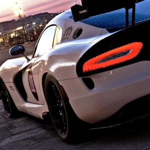 Dodge Viper SRT.jpg