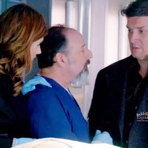 Castle - Perlmutter Tries Love Matching Beckett w His Brother (8x13)