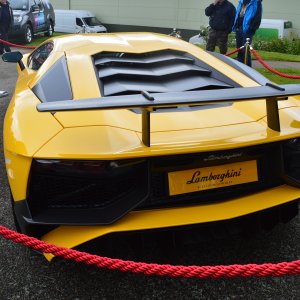 Aventador SV