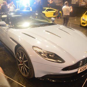 DB11