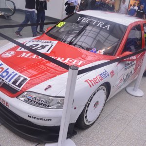 Super Touring Vectra