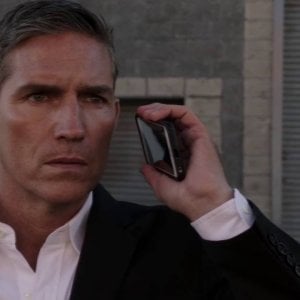 Person of Interest / Season 5 - RUNNING ALL NIGHT - YouTube