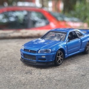 Tomica premium: R34 Skyline