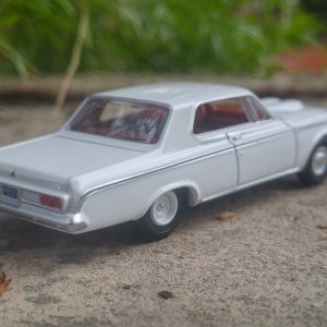 Auto World 1/64: Dodge Polara